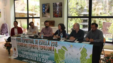 Mantras y diálogos, las  novedades del Foro Espiritual de Estella