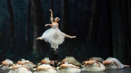 Las escuelas de danza salen a escena