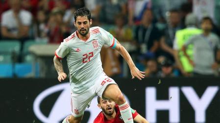 España empata contra los tres goles de Cristiano Ronaldo