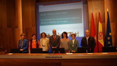 Decálogo para el buen trato de las personas mayores de Navarra