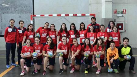 Aoiz recupera el  balonmano