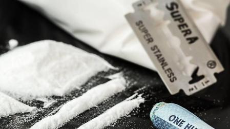 Siete condenados por traer cocaína en el estómago de Ecuador