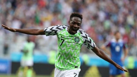 Nigeria vence por dos a Islandia