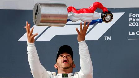 Hamilton recupera el mando con una exhibición en el Paul Ricard
