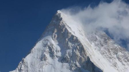 El navarro Iker Madoz viaja ya hacia el Karakorum