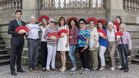 Aires sanfermineros para la India con la campaña solidaria de la Fundación Vicente Ferrer