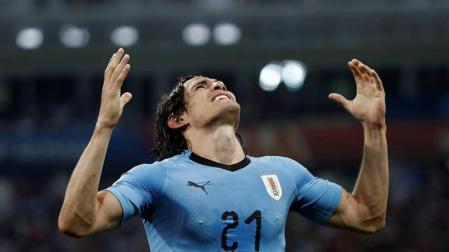 Cavani deja sin aliento a Portugal