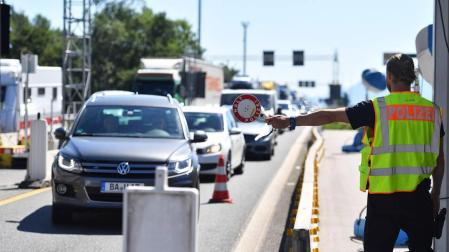 Austria prepara la "protección" de su frontera sur tras el acuerdo alemán