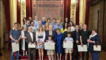 Reconocimiento a 'Los Iruña'ko' por su "extensa y fecunda trayectoria artística"