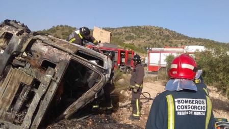 Fallece al quedar atrapado en su su camión mientras ardía en Abanilla (Murcia)