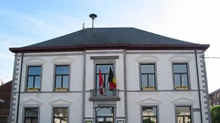 Agreden a una joven musulmana de 19 años en Bélgica