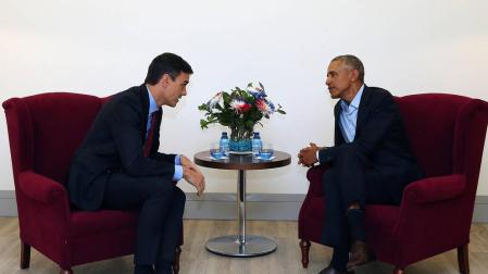 Pedro Sánchez mantiene con Barack Obama un encuentro discreto en Madrid