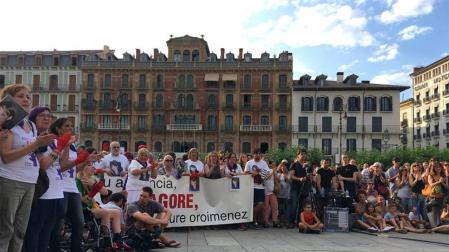 Homenaje a Nagore Laffage en un acto que reivindica unos Sanfermines igualitarios