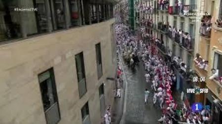 Dos toros se descuelgan en Santo Domingo