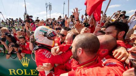 Vettel sale triunfador de Silverstone, que vio lo peor y mejor de Hamilton