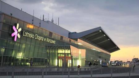 Cuatro hospitalizados por una fuga tóxica en el aeropuerto de Varsovia