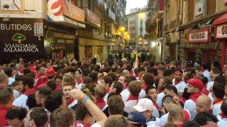 Imágenes del segundo encierro de los Sanfermines 2018, protagonizado por toros de José Escolar