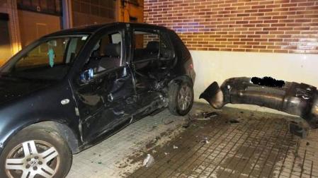 Detenido en Tudela por ir bebido, sin carné ni seguro y huir de un accidente