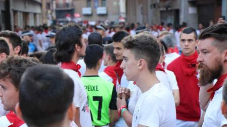 Imágenes del quinto encierro de los sanfermines, con toros de la ganadería Núñez del Cuvillo