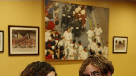 San Fermín en femenino: Trago de complicidad, Zuriñe García Bailo y Verónica Villaroya