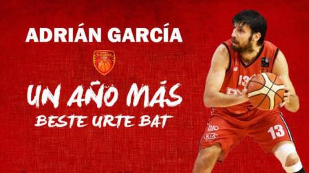 Adrián García renueva y continuará en las filas de Basket Navarra un año más
