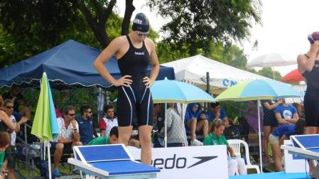 Aguilar, plata en mariposa