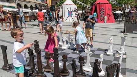 Estella convierte sus plazas en espacios para la imaginación infantil