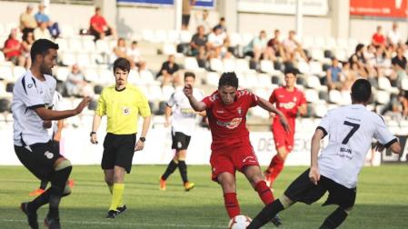 Osasuna manda en el arranque del partido contra el Real Unión
