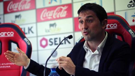 Braulio: "Espero cerrar en breve el fichaje de un delantero que pueda jugar en banda"