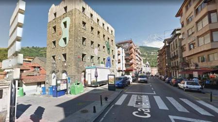 Una veintena de heridos tras una explosión pirotécnica en Cangas del Narcea