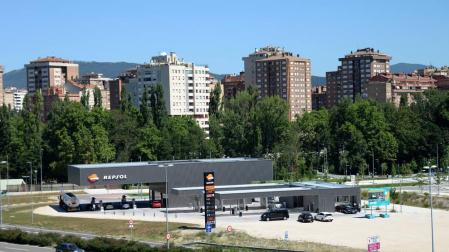 Abierta una nueva gasolinera en la avenida de Navarra