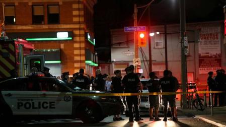 Al menos un muerto y 13 heridos en un tiroteo en un restaurante en Toronto
