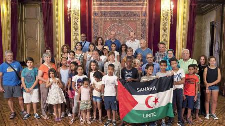 Barkos recibe a los niños saharauis del programa 'Vacaciones en paz'