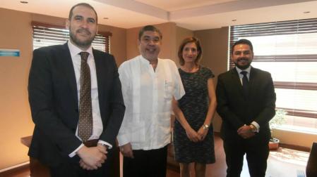 La Universidad Internacional de Valencia y la Metropolitana del Ecuador firman un acuerdo