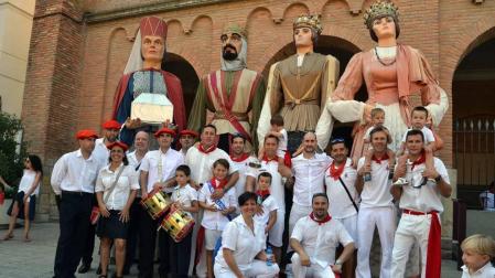 Imágenes de las Fiestas de San Adrián, que comprenden la Comparsa de Gigantes, Desfiles de Moros y Cristianos, Encierro y las ambulancias