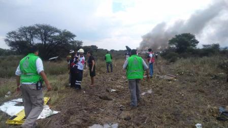 Un avión de pasajeros se estrella al norte de México