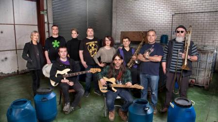 El grupo No More Blues llega el viernes a la plaza de los Burgos
