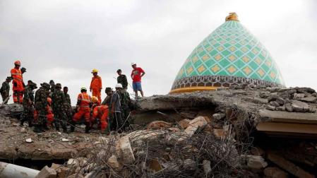Un terremoto de magnitud 5,9 golpea la maltrecha isla indonesia de Lombok