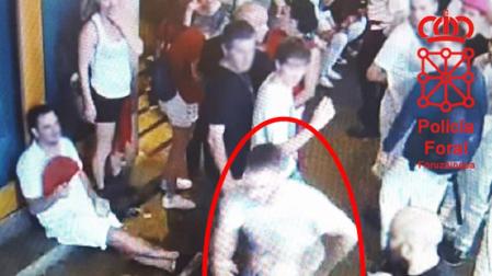 Un policía foral de vacaciones arresta en la playa al autor de una agresión en San Fermín