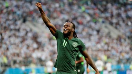Victor Moses deja la selección de Nigeria con 27 años
