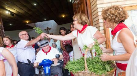 Cabanillas celebra su día grande de las fiestas con una procesión en honor a San Roque