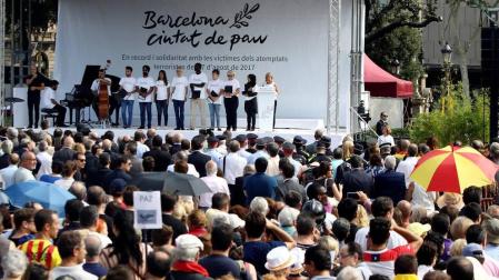 Barcelona recuerda con música y poesía a las víctimas del atentado de 2017