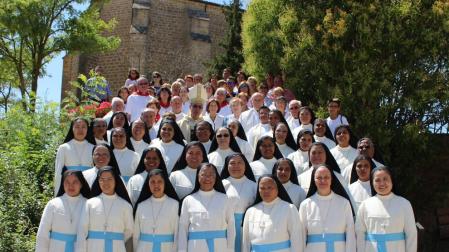 Las Hijas de Santa María de Leuca celebran 50 años en Villatuerta