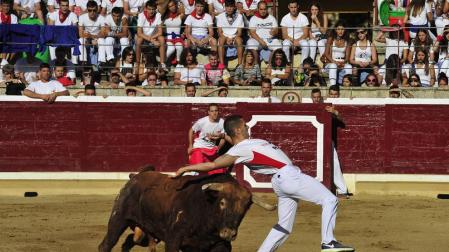 El tafallés Aritz López, revelación del Concurso de Recortadores