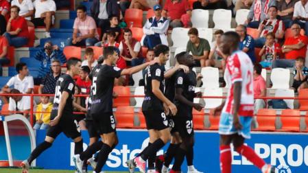 El Málaga explota los cinco últimos minutos para remontar en Lugo