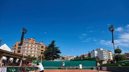 Sexmilo-Fernández y Montes-Sanz, campeones navarros de dobles
