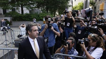 El exabogado de Trump se declara culpable y le implica en pagos ilegales