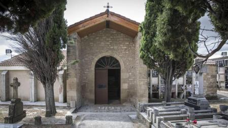 Investigan la profanación de la tumba de un empresario en Viana