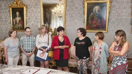 Nuevo pacto educativo en Navarra: menos horas para docentes de más de 55 años y sustituciones inmediatas