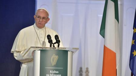 Las víctimas de los abusos en Irlanda, decepcionadas con el mensaje del papa